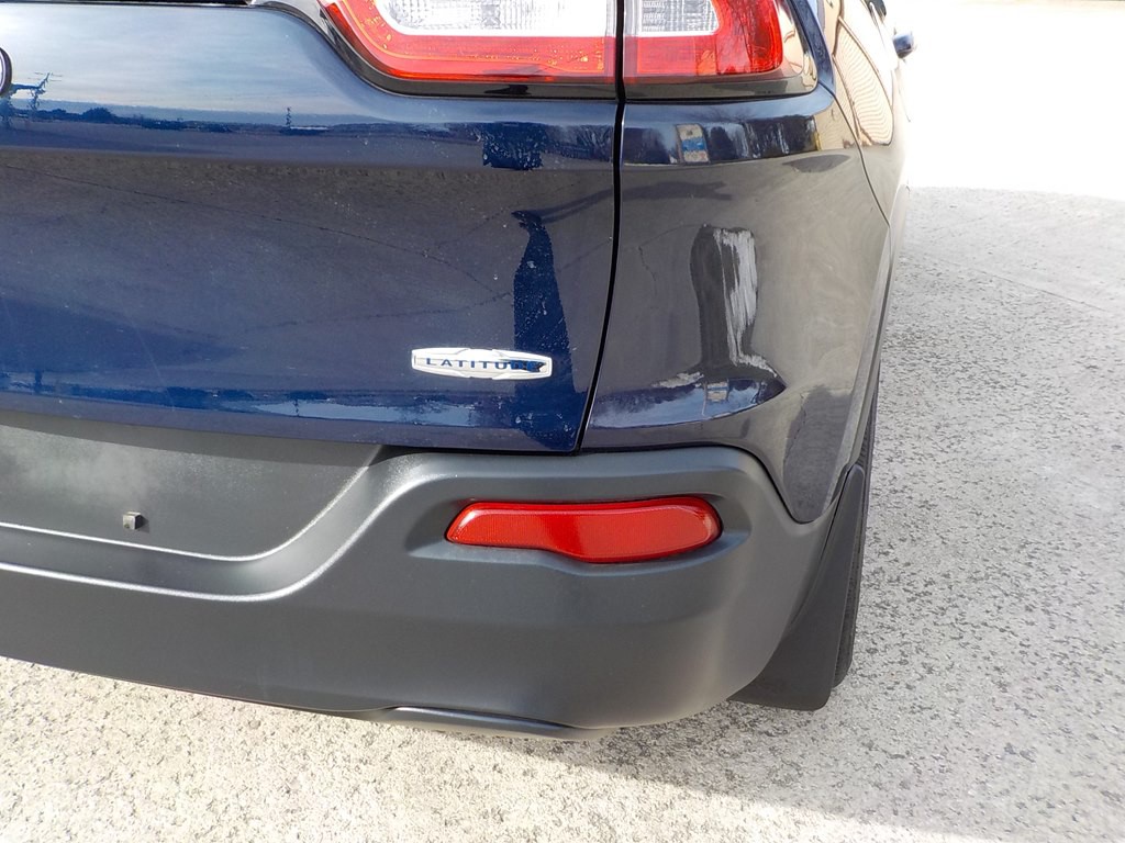 2015 Jeep Cherokee Image 6