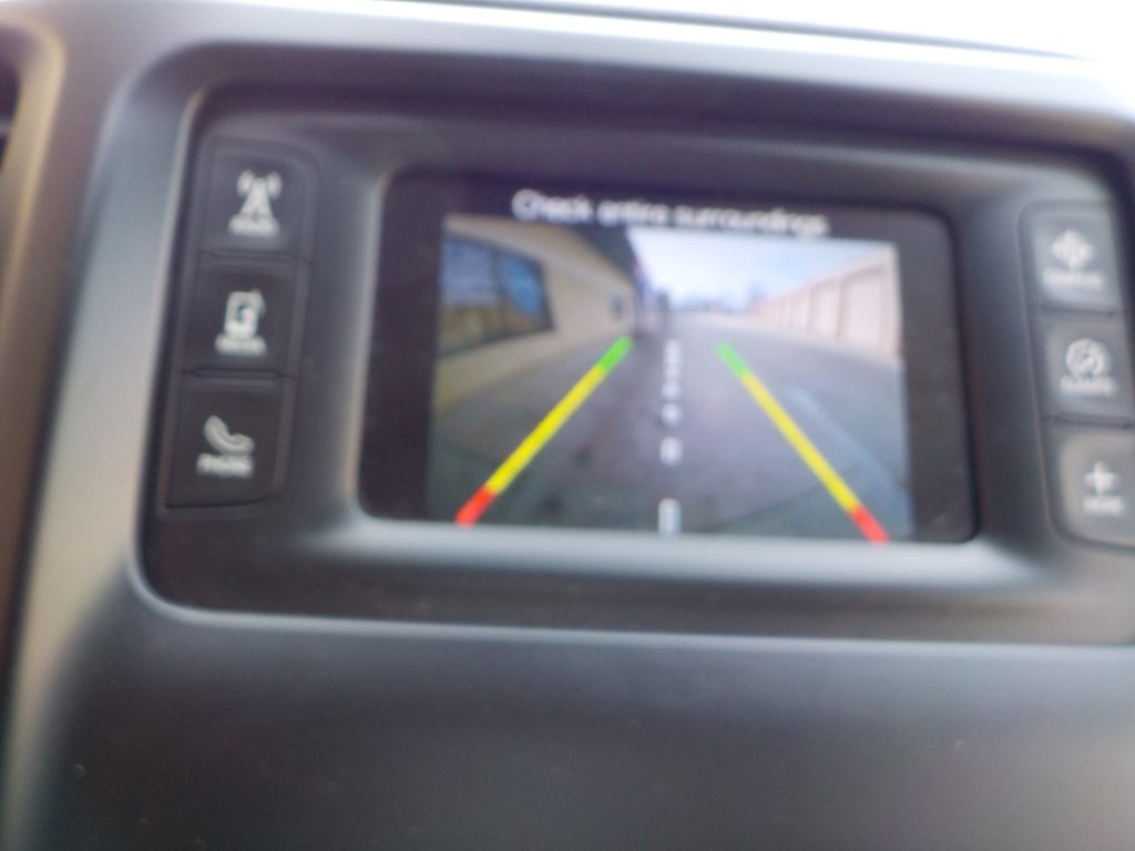 2015 Jeep Cherokee Image 16