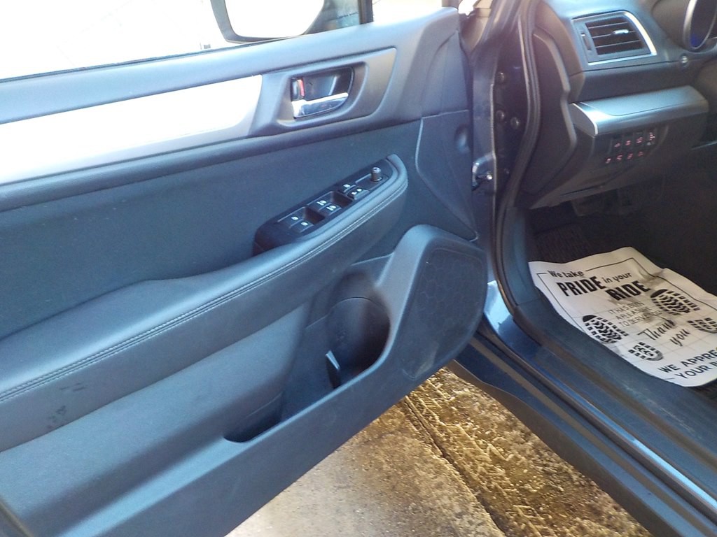 2016 Subaru Outback Image 7