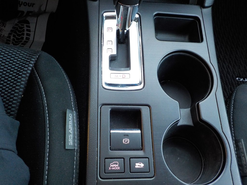 2016 Subaru Outback Image 16