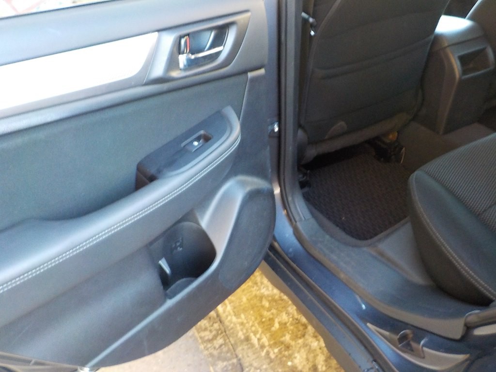 2016 Subaru Outback Image 19