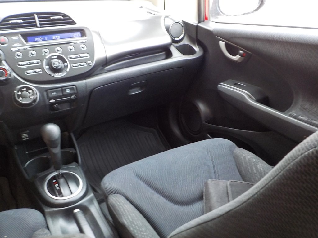 2013 Honda Fit Image 22