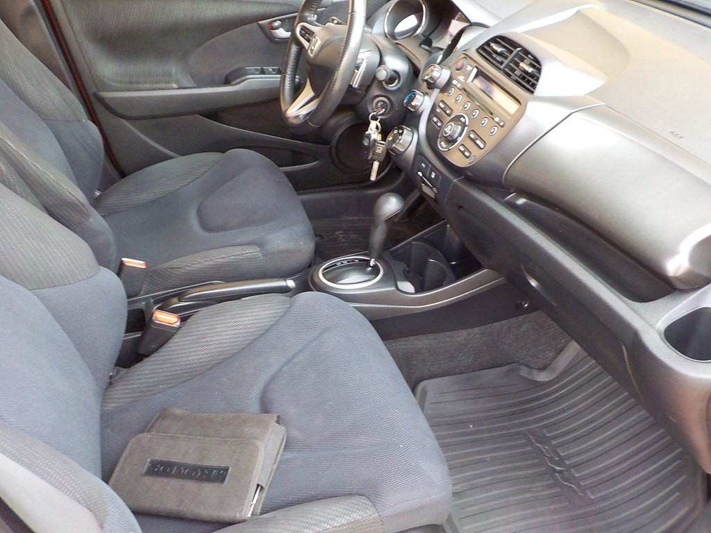 2013 Honda Fit Image 28