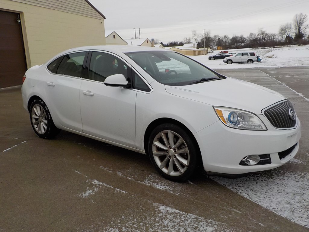 2015 Buick Verano Image 3
