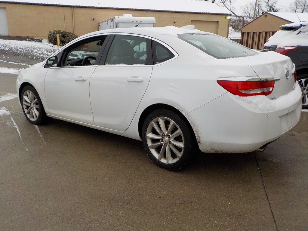 2015 Buick Verano Image 6