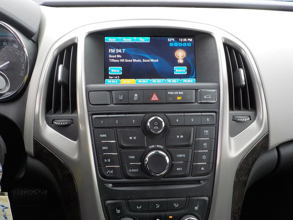 2015 Buick Verano Image 10