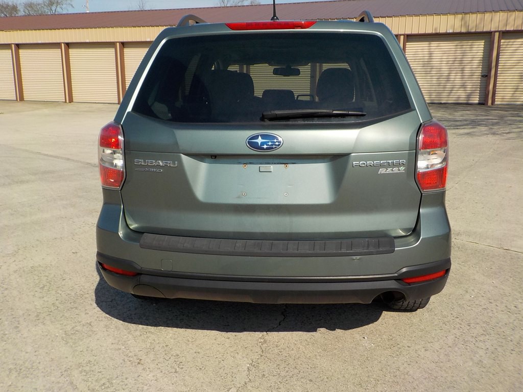 2015 Subaru Forester Image 5