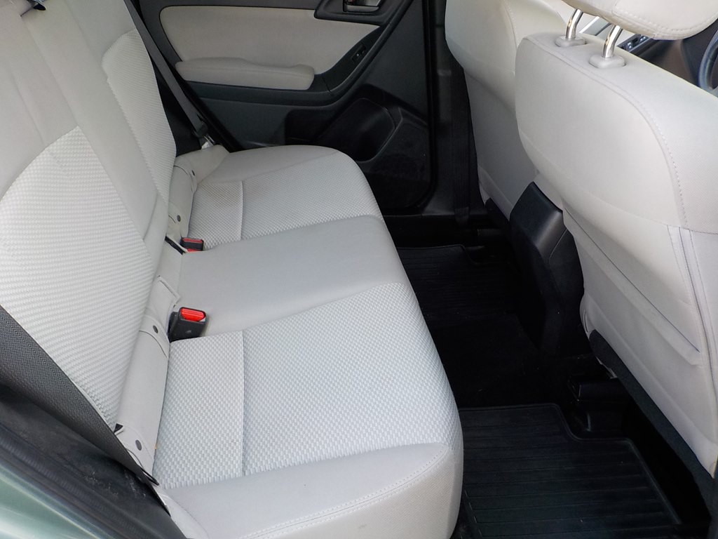 2015 Subaru Forester Image 22
