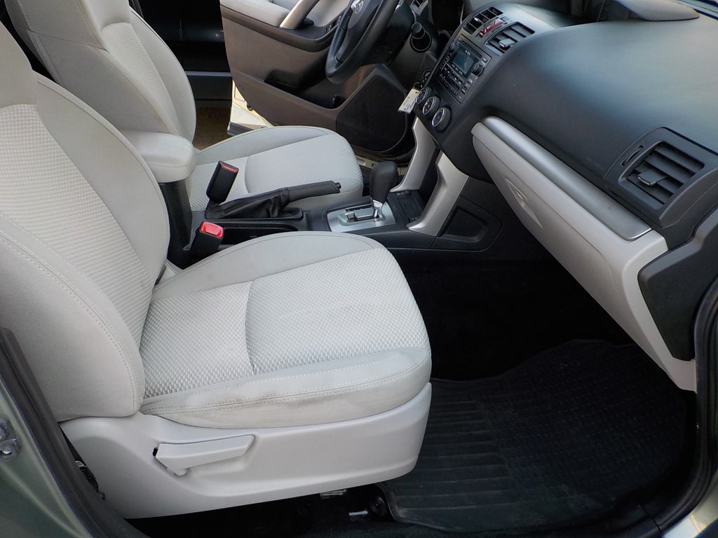 2015 Subaru Forester Image 24