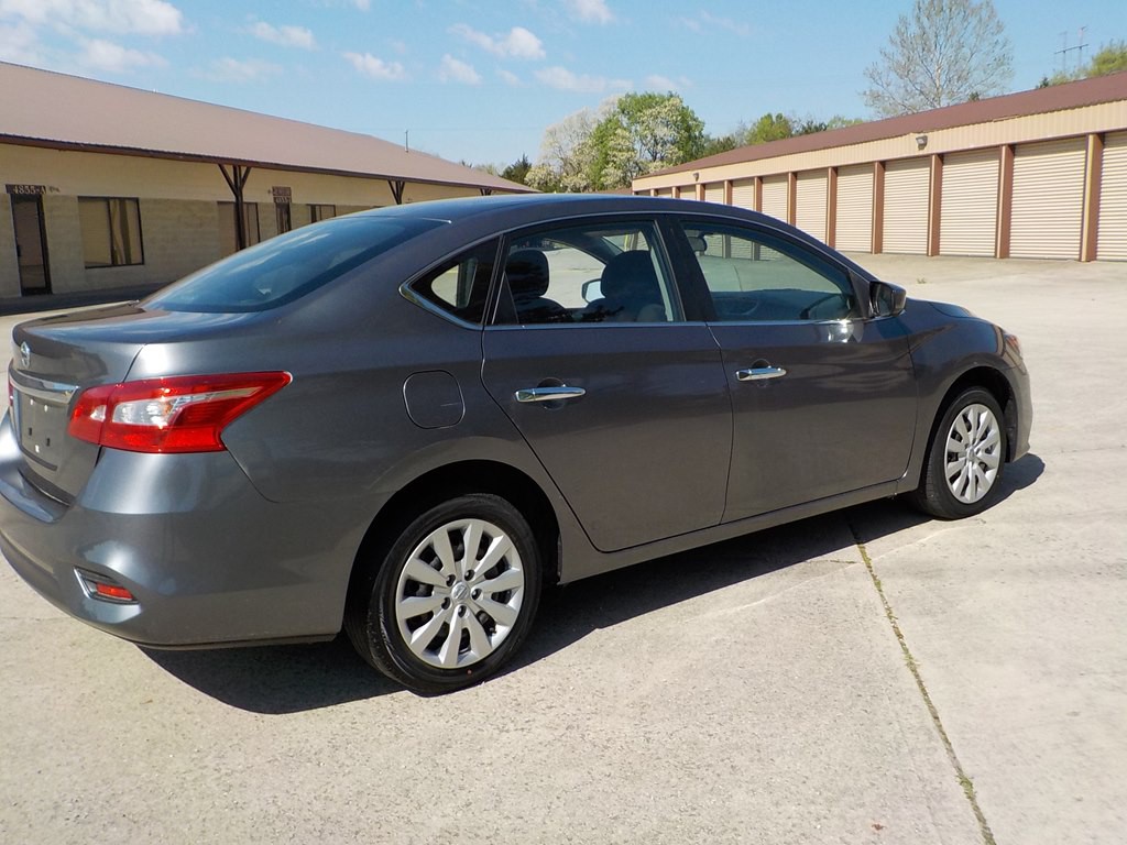 2018 Nissan Sentra Image 4