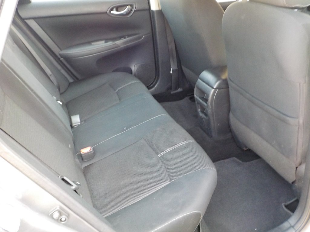 2018 Nissan Sentra Image 19