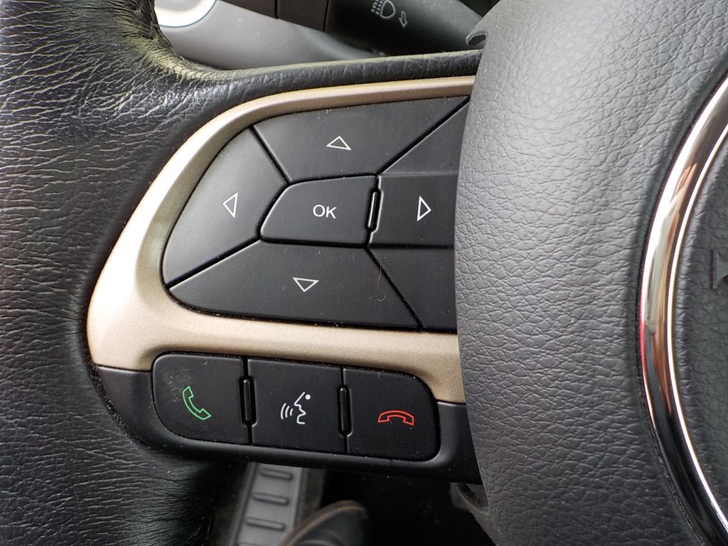 2017 Jeep Renegade Image 11