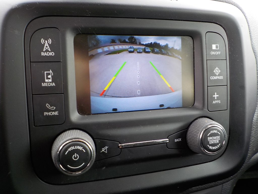 2017 Jeep Renegade Image 14