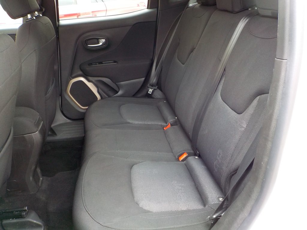 2017 Jeep Renegade Image 19
