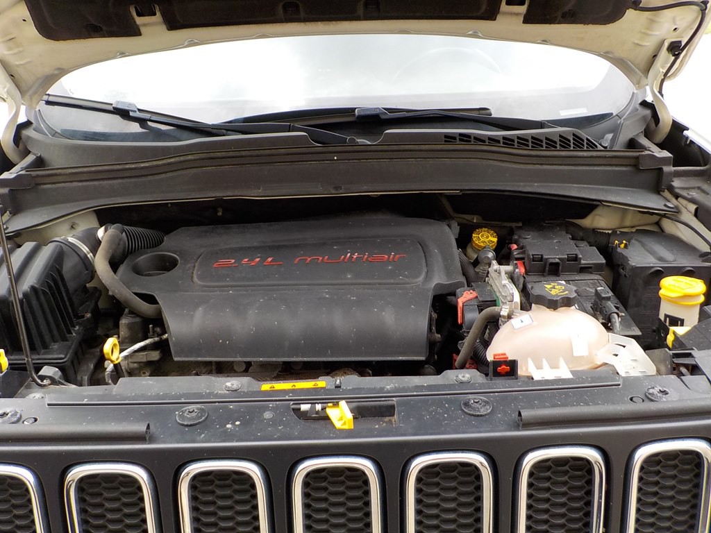 2017 Jeep Renegade Image 25