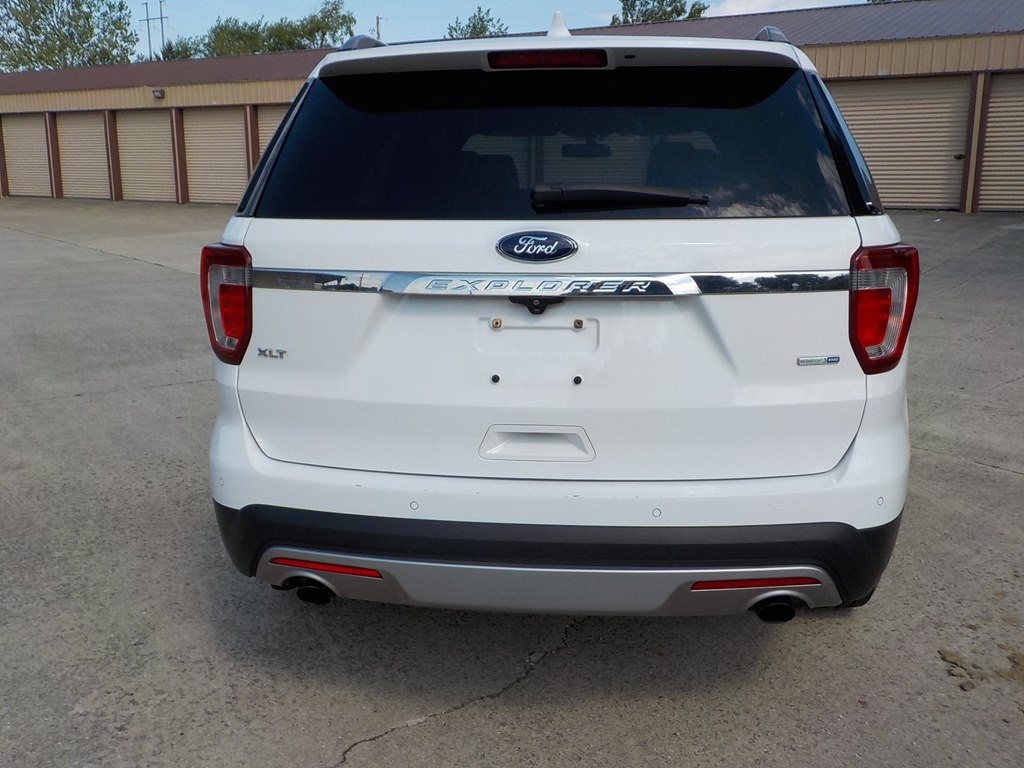 2017 Ford Explorer Image 6