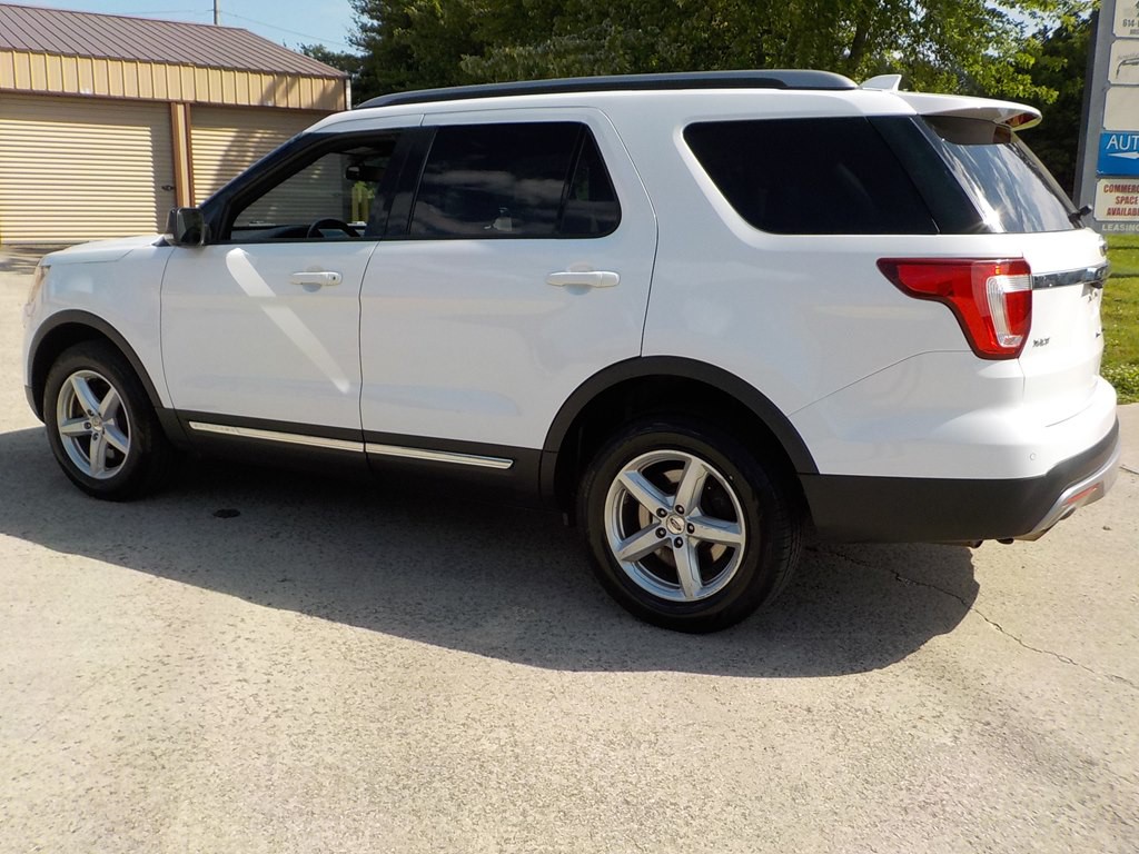2017 Ford Explorer Image 7