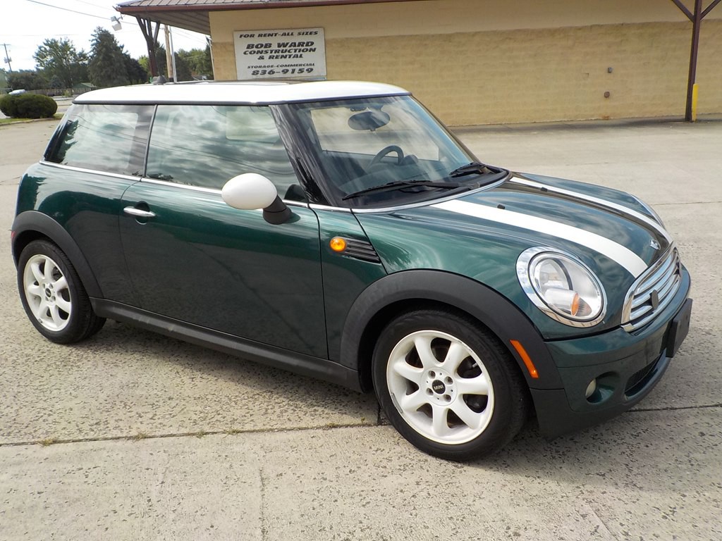 2010 MINI Cooper Image 3
