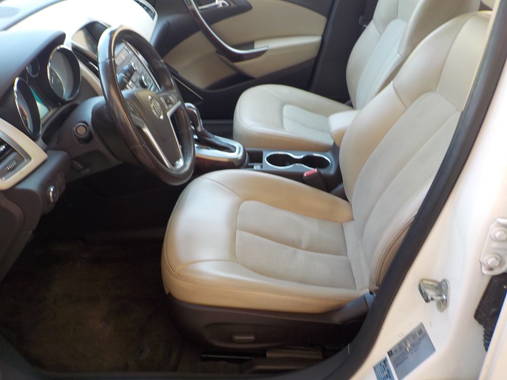 2013 Buick Verano Image 10