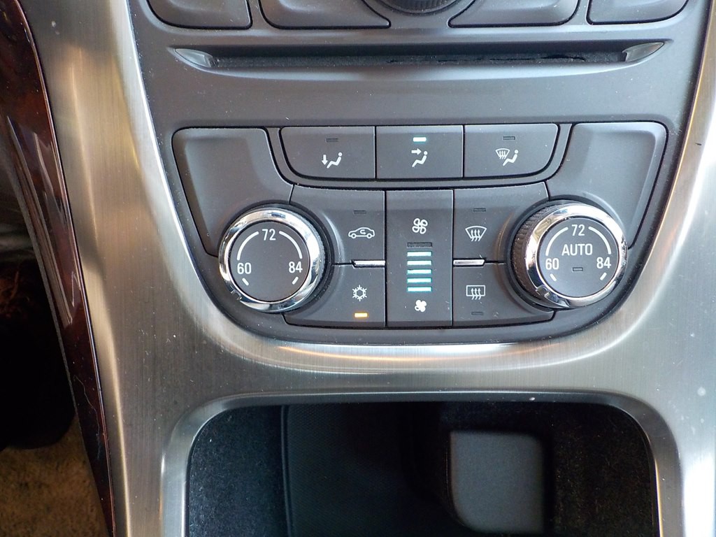 2013 Buick Verano Image 17