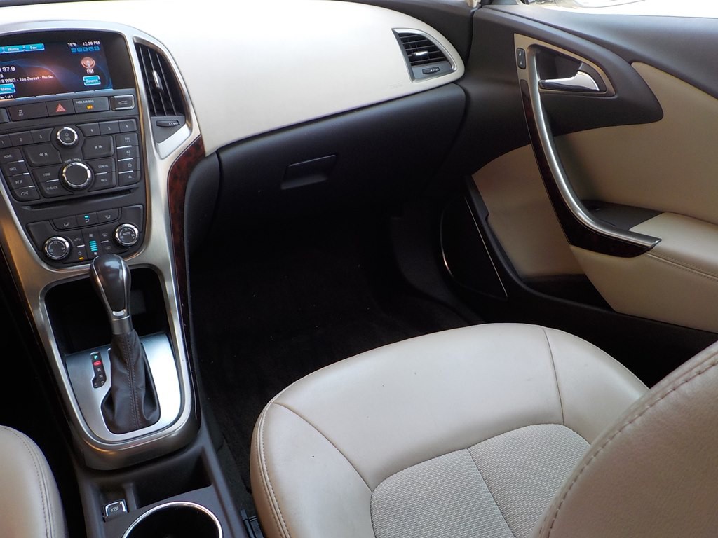 2013 Buick Verano Image 23