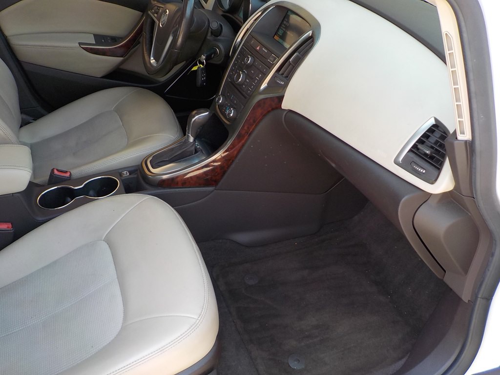 2013 Buick Verano Image 25