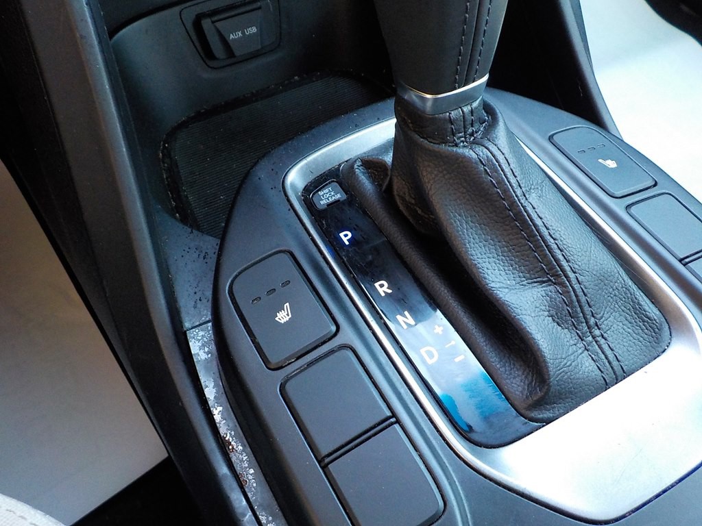 2013 Hyundai Santa Fe Image 13