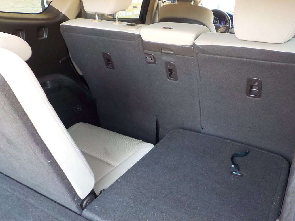 2013 Hyundai Santa Fe Image 20