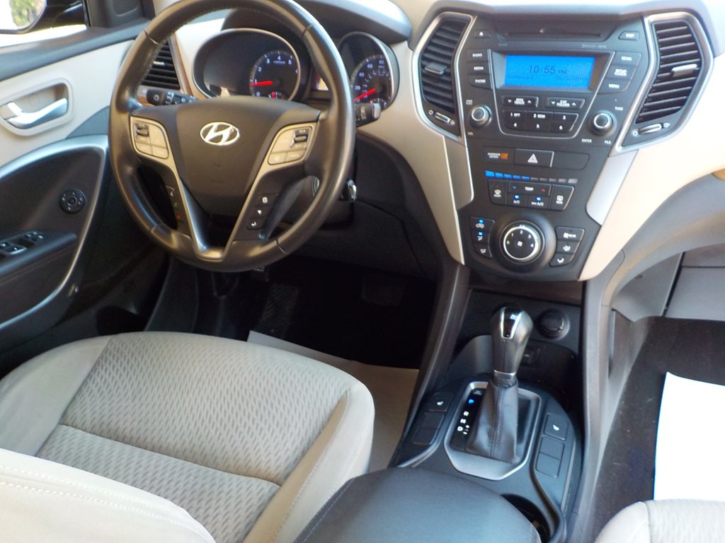 2013 Hyundai Santa Fe Image 22