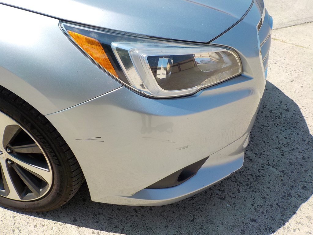 2015 Subaru Legacy Image 5