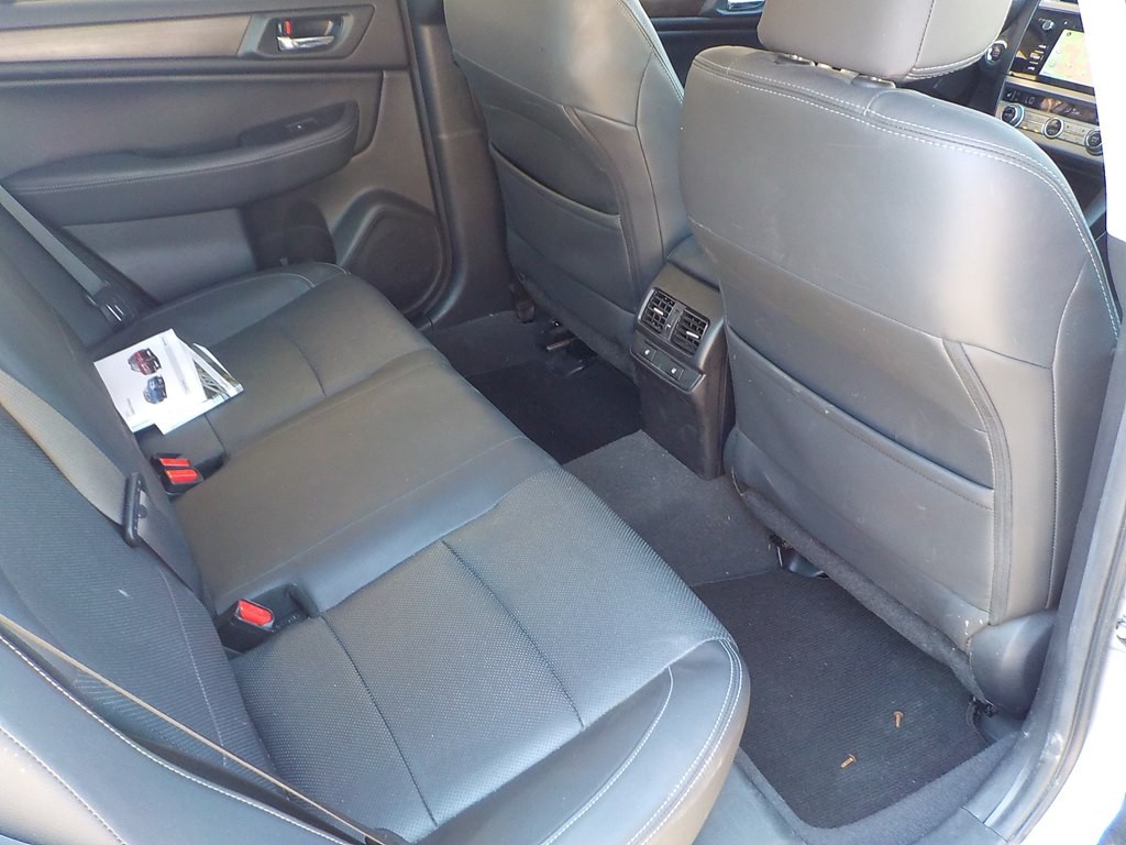 2015 Subaru Legacy Image 23