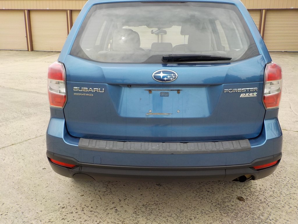 2015 Subaru Forester Image 6