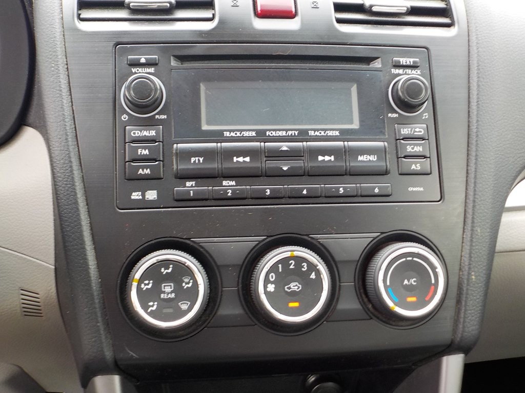 2015 Subaru Forester Image 14