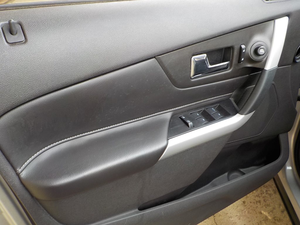 2014 Ford Edge Image 10