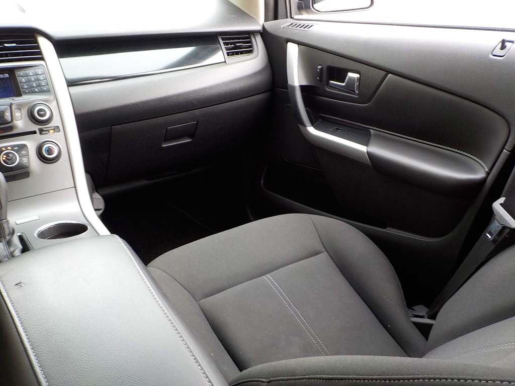 2014 Ford Edge Image 21