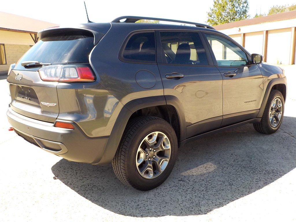 2019 Jeep Cherokee Image 6