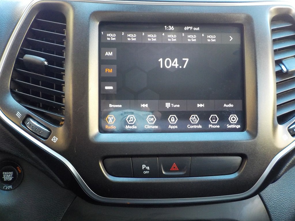 2019 Jeep Cherokee Image 15