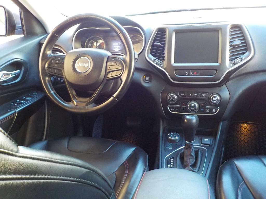 2019 Jeep Cherokee Image 20