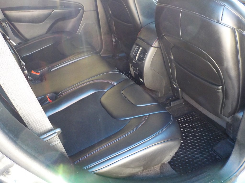 2019 Jeep Cherokee Image 24