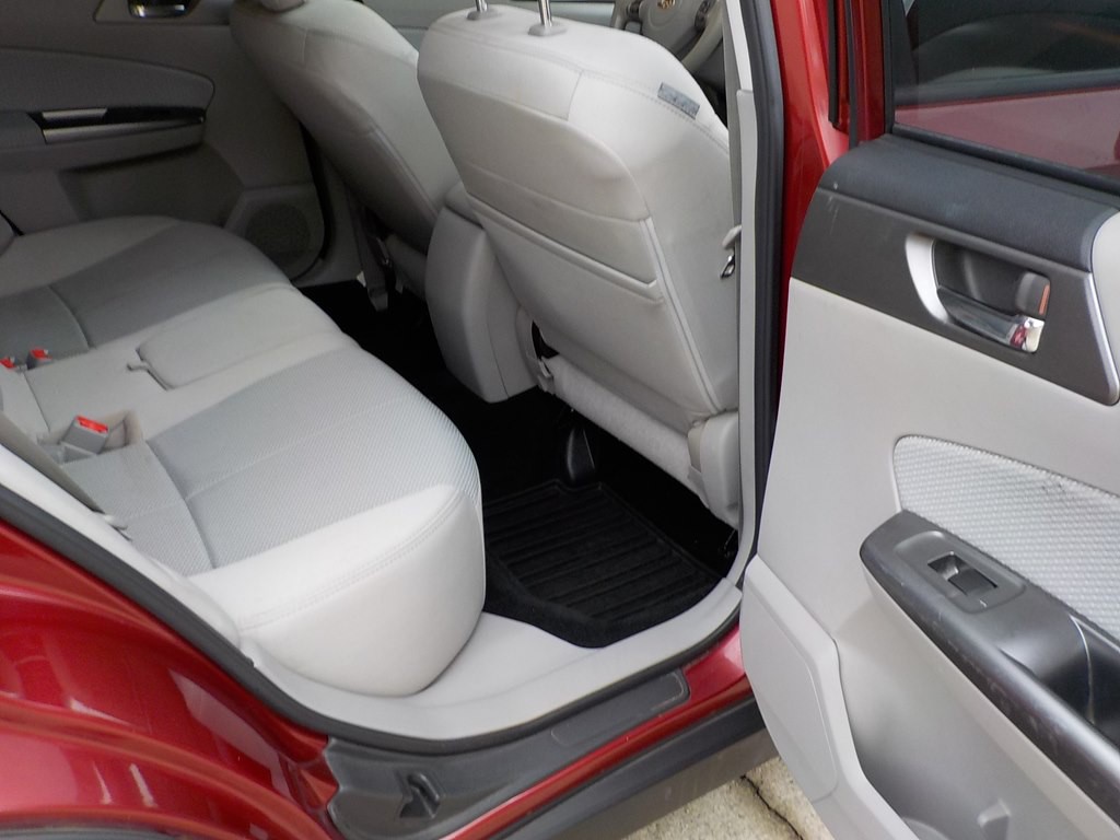 2012 Subaru Forester Image 30