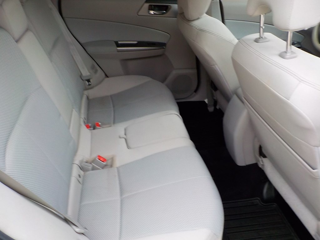 2012 Subaru Forester Image 31