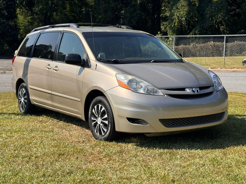 2008 Toyota Sienna Image 3