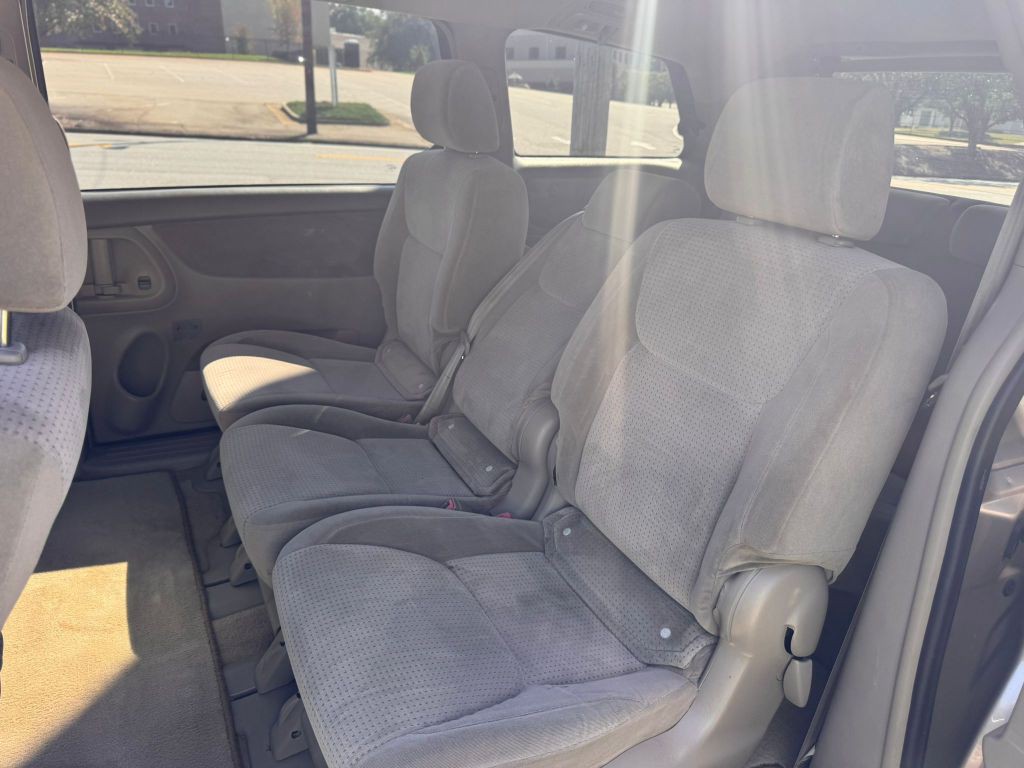 2008 Toyota Sienna Image 22