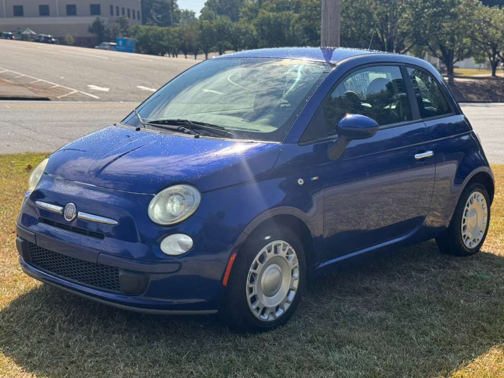 2012 FIAT 500 Image 2