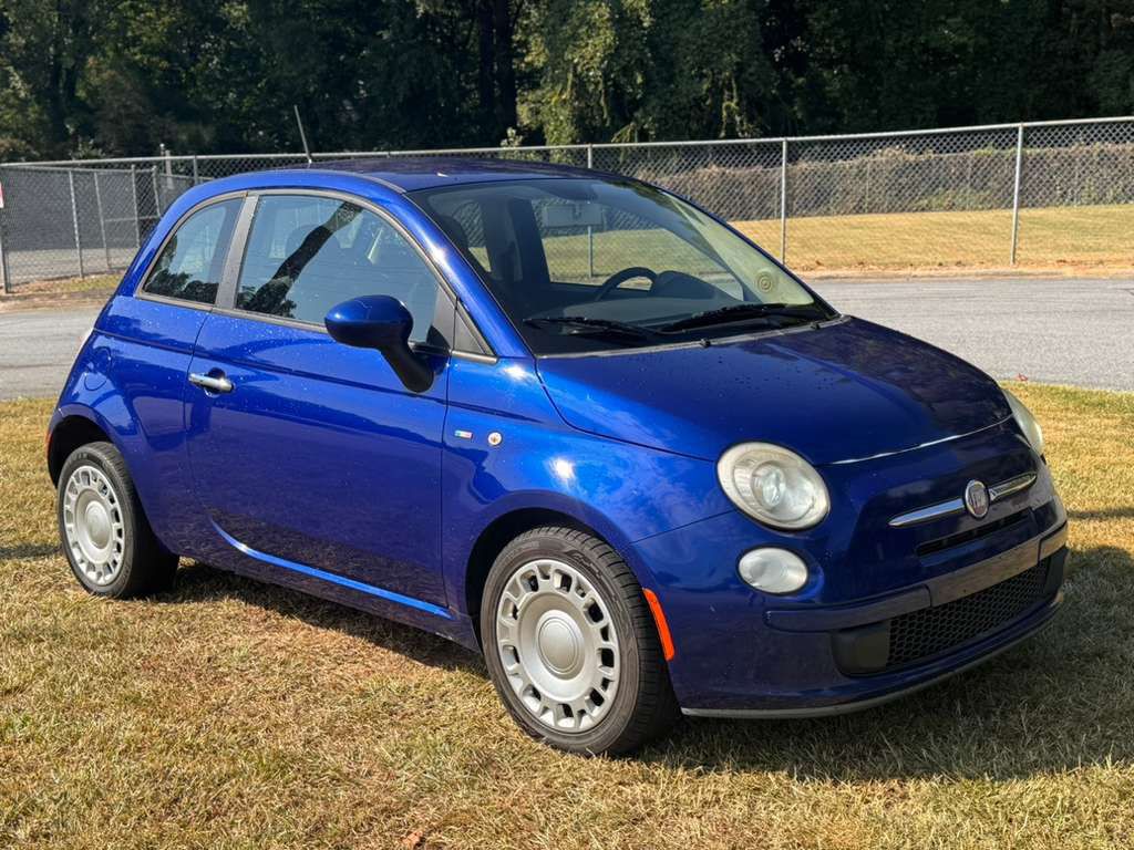 2012 FIAT 500 Image 8