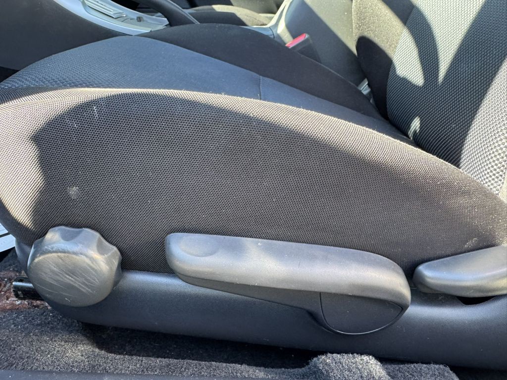 2007 Scion tC Image 15