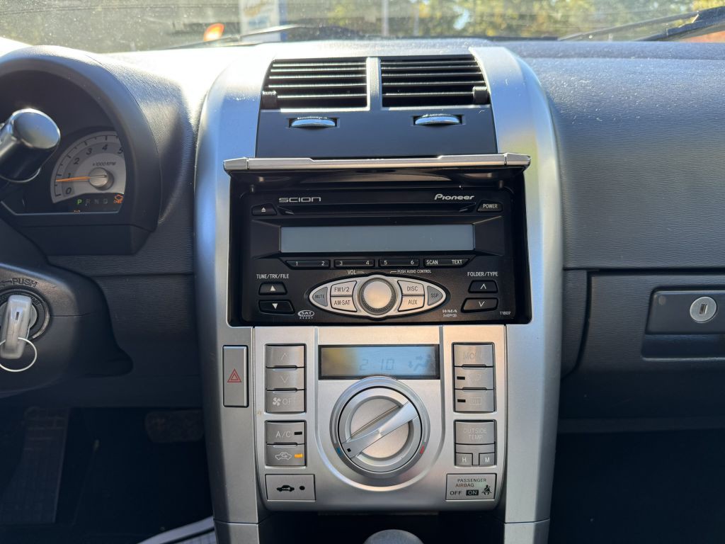 2007 Scion tC Image 19