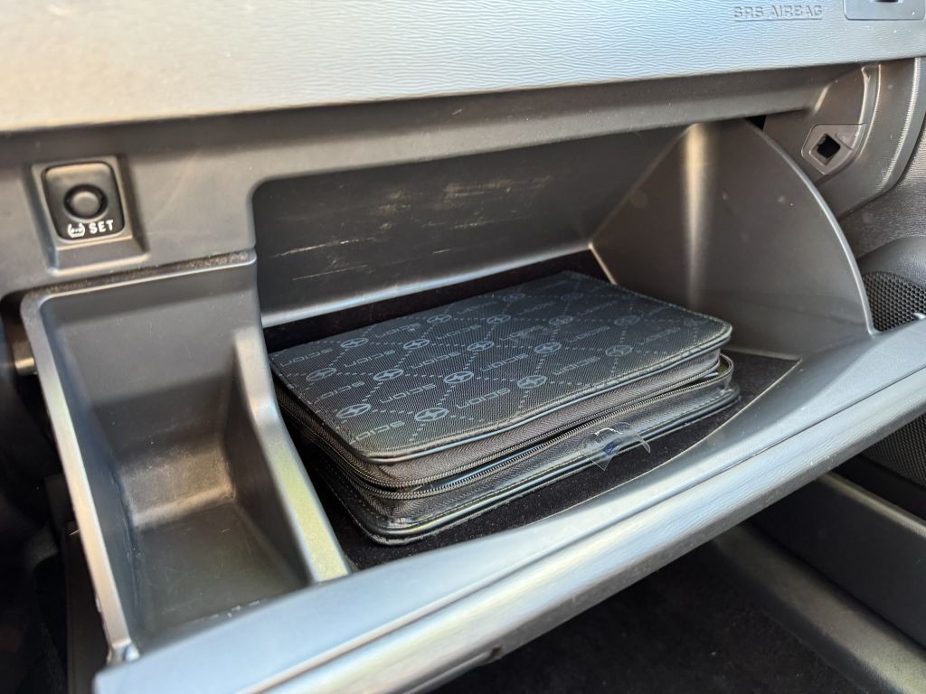 2007 Scion tC Image 22