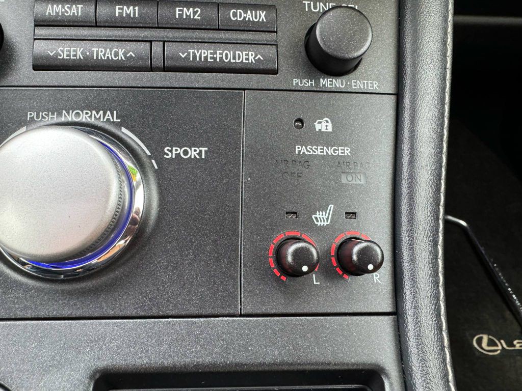2013 Lexus CT 200h Image 15