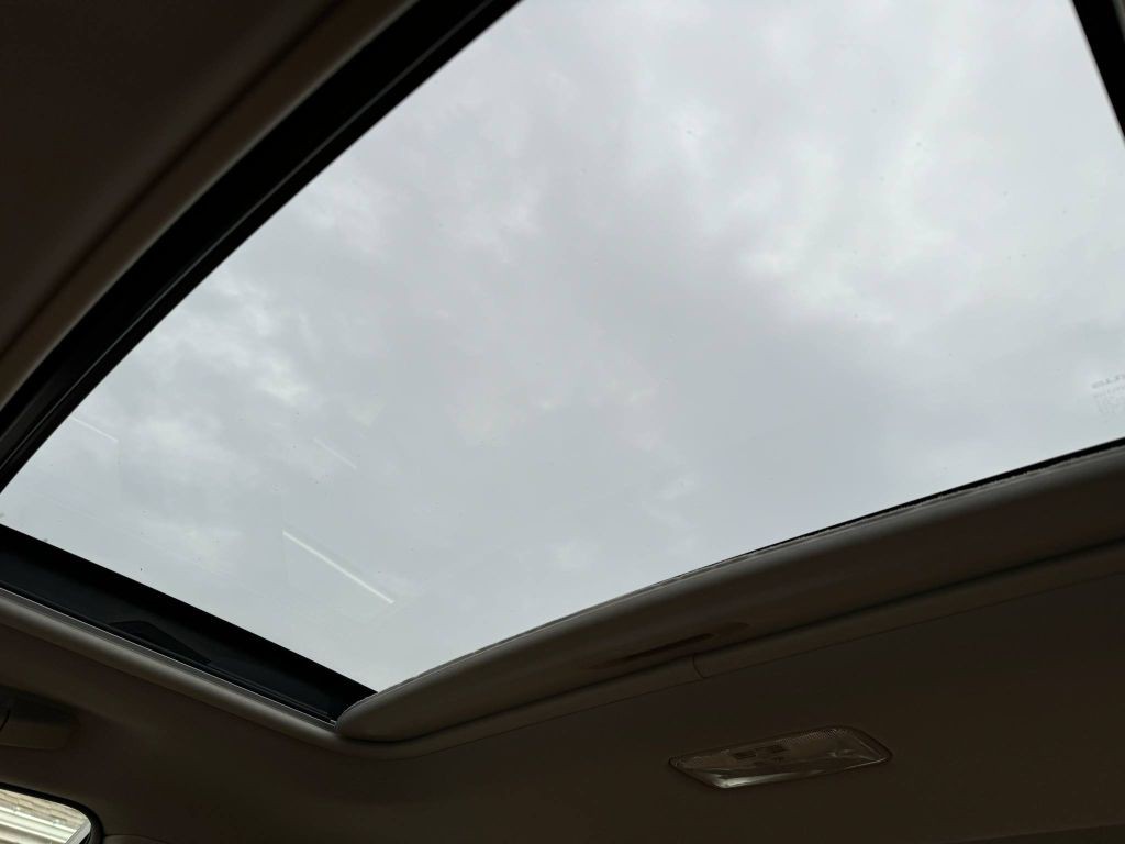 2013 Lexus CT 200h Image 21